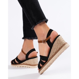 Sandálias de cunha de mulher negra preto 2