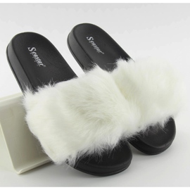 Chinelos com pelo dd69p branco 1