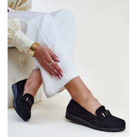 Mocassins pretos com faixa decorativa Marlisa 1