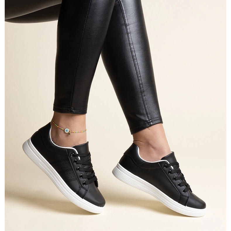 Tênis branco de couro ecológico da Cathleen 1