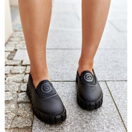 Sapatos pretos com sola enorme Teska 2