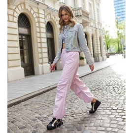 Tênis preto e dourado com sola enorme Bionda 1