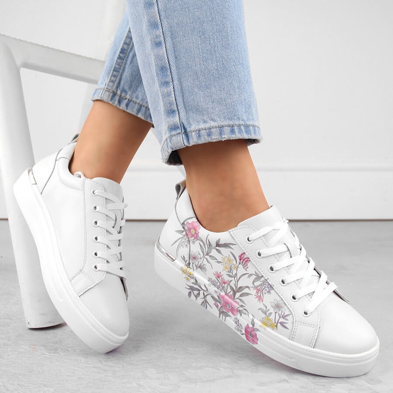 Sapatos femininos de couro, tênis esportivo com flores, Filippo DP6056 branco 1