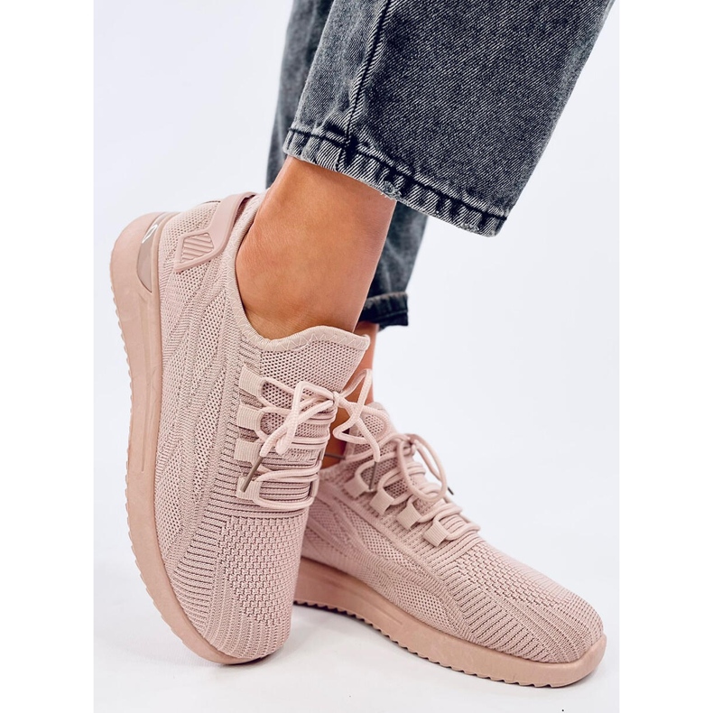 Calçado desportivo com meia rosa Guelfi 2