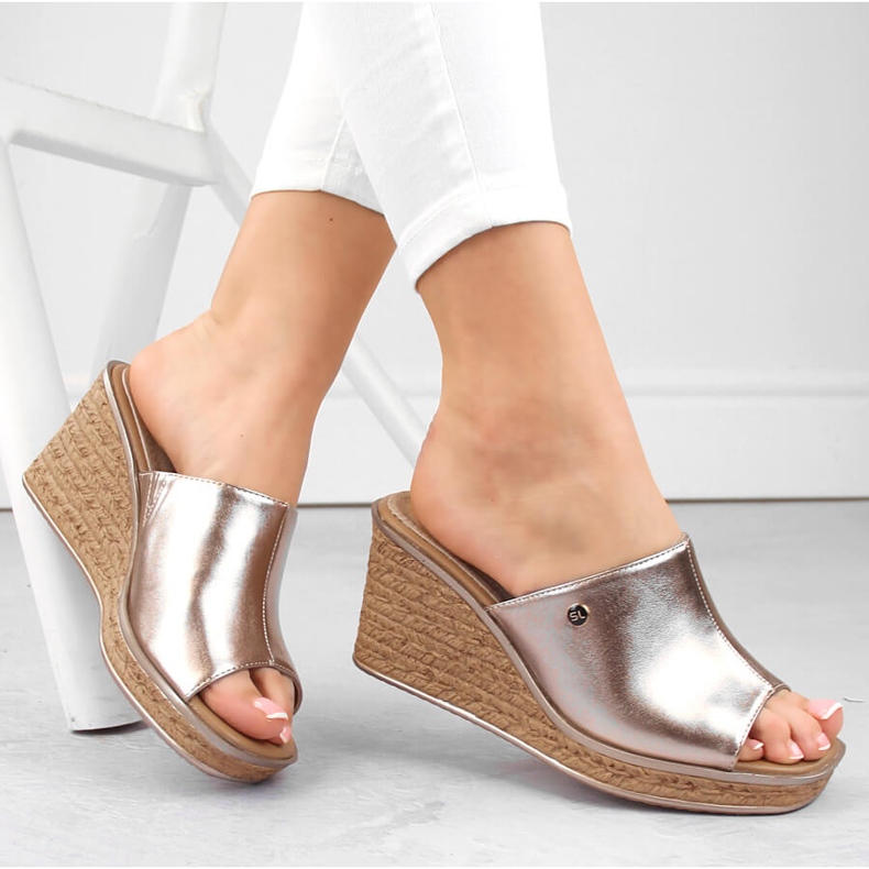 Sandálias femininas de cunha dourada Sergio Leone KL213 dourado 1