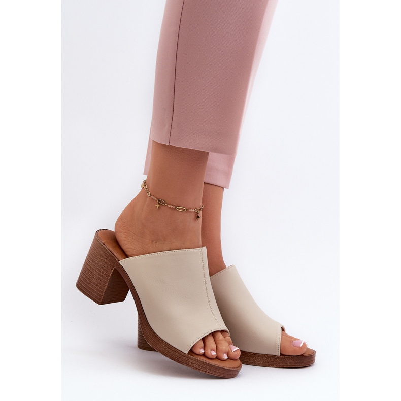 Chinelos femininos elegantes e leves com salto alto, Bege Varnila castanho 2