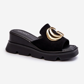 Vinceza Chinelos Femininos em Camurça Ecológica em Cunha e Plataforma com Decoração Dourada, Preto Iaria 1