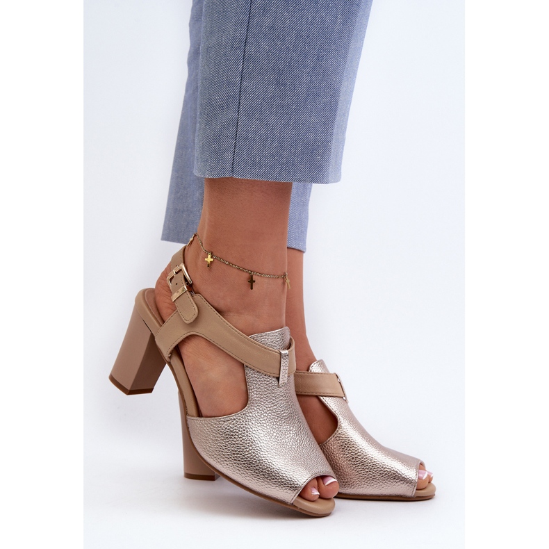 Jezzi Sandálias femininas de salto alto feitas de couro ecológico, Gold Queenmarie dourado 2