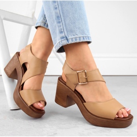 M. DASZYŃSKI Sandálias femininas com salto alto e plataforma kamel M.Daszyński MR23117-1 bege 1 M. DASZYŃSKI Sandálias femininas com salto alto e plataforma kamel M.Daszyński MR23117-1 bege 1