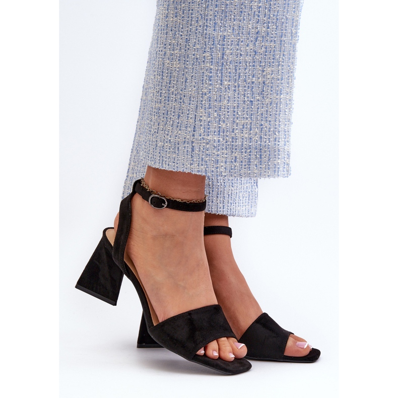 Vinceza Sandálias femininas de salto alto em camurça ecológica preta Upttima preto 2