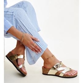 Mules de cunha metálicos dourados Donata 1