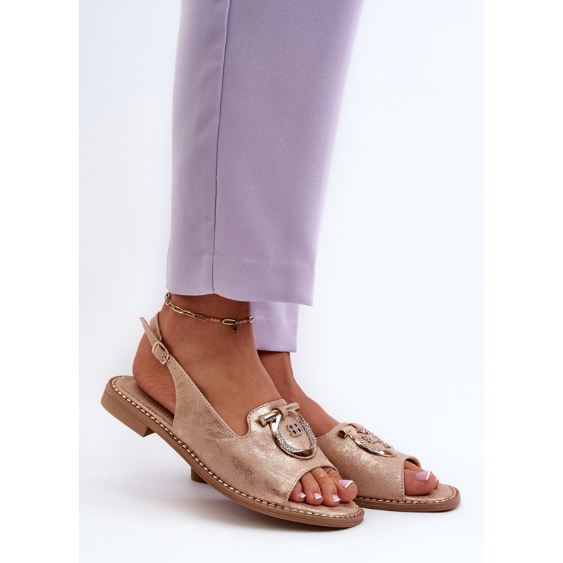 Sandálias femininas elegantes com decoração dourada em salto baixo, ouro rosa S.Barski KV27-053 dourado 2