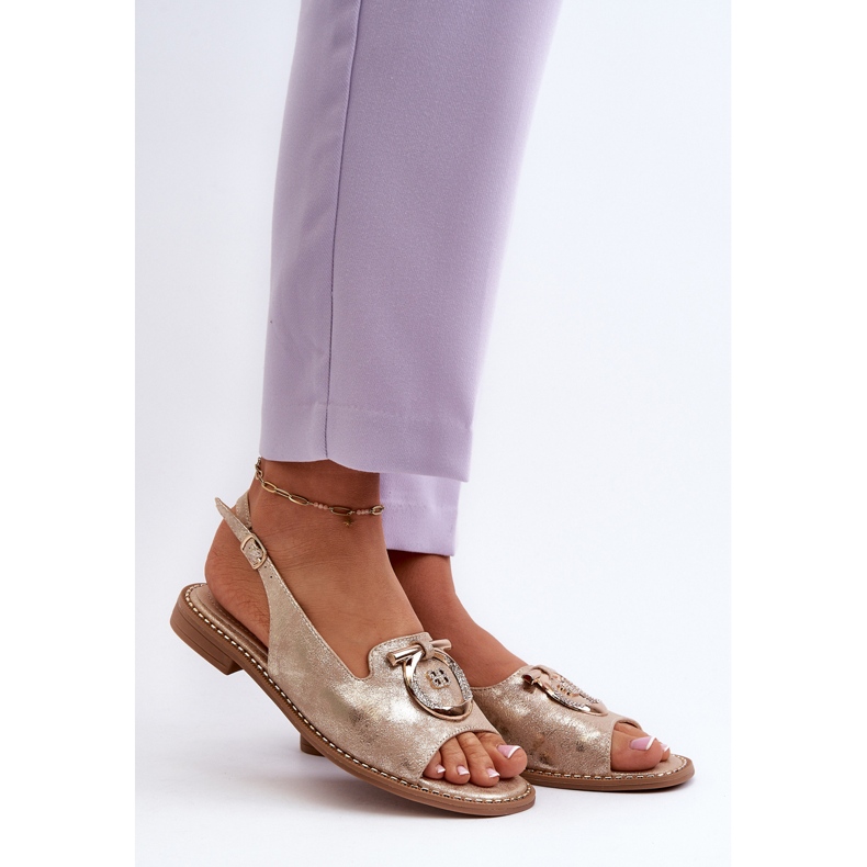 Sandálias femininas elegantes com decoração dourada em salto baixo, ouro S.Barski KV27-053 dourado 2