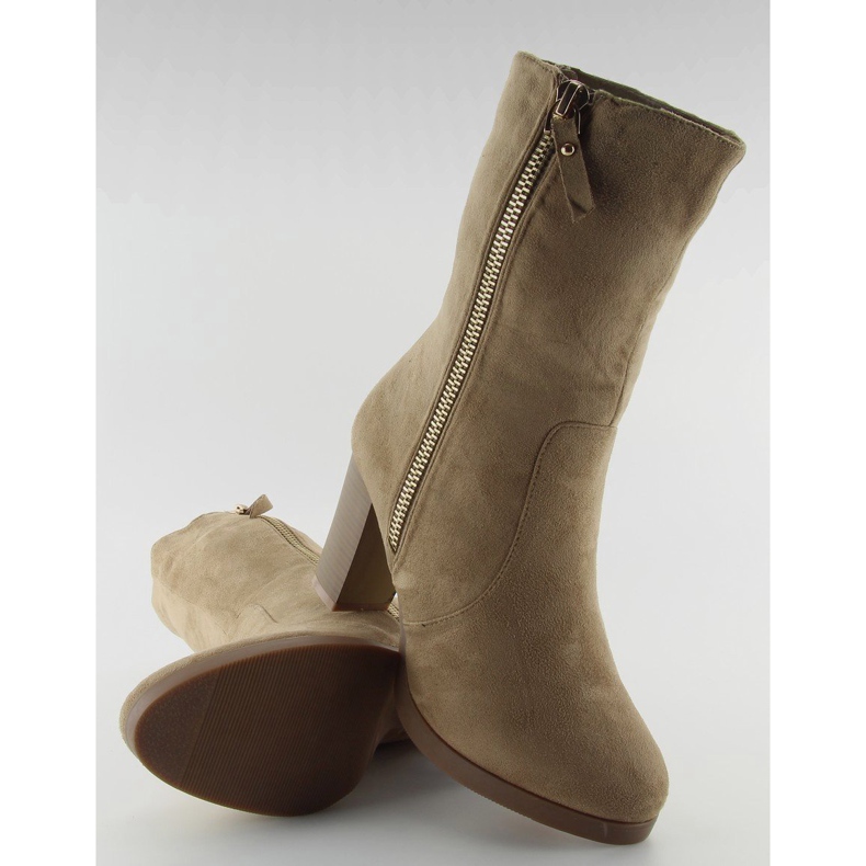 Botas de camurça de mulher J28 cáqui 2