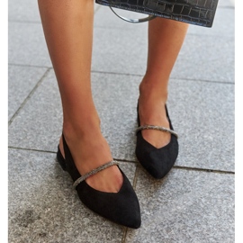 Sapatilhas pretas com inserção de couro da Morcosa preto 2 Sapatilhas pretas com inserção de couro da Morcosa preto 2