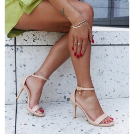 Sandálias de salto alto em couro ecológico Taqwa bege 1