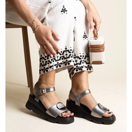 Sandálias de cunha de couro ecológico Maddison prata 1