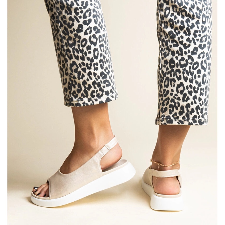 Sandálias douradas com brilho Taylak dourado 2