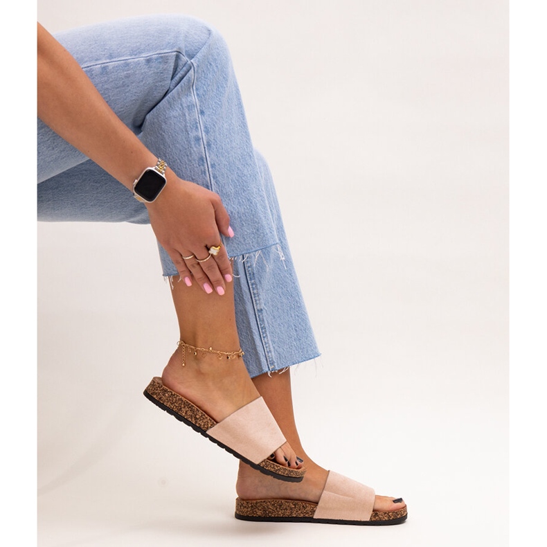 Chinelos clássicos com sola em cortiça Matilte bege 1 Chinelos clássicos com sola em cortiça Matilte bege 1