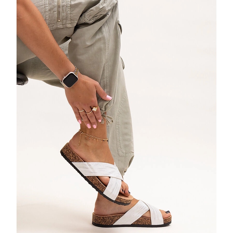 Chinelos com sola de cortiça Ribera brilhante branco 1 Chinelos com sola de cortiça Ribera brilhante branco 1