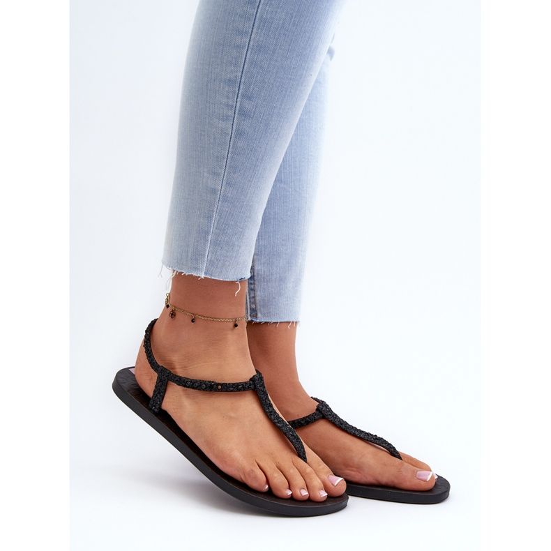 Sandália Chinelo Feminino Com Brilho 26914 Ipanema Classe Brilha Fem Preta preto 2