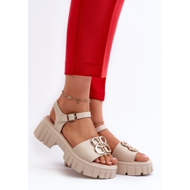 Sandálias femininas de couro bege com decoração dourada Vinceza 7910 2