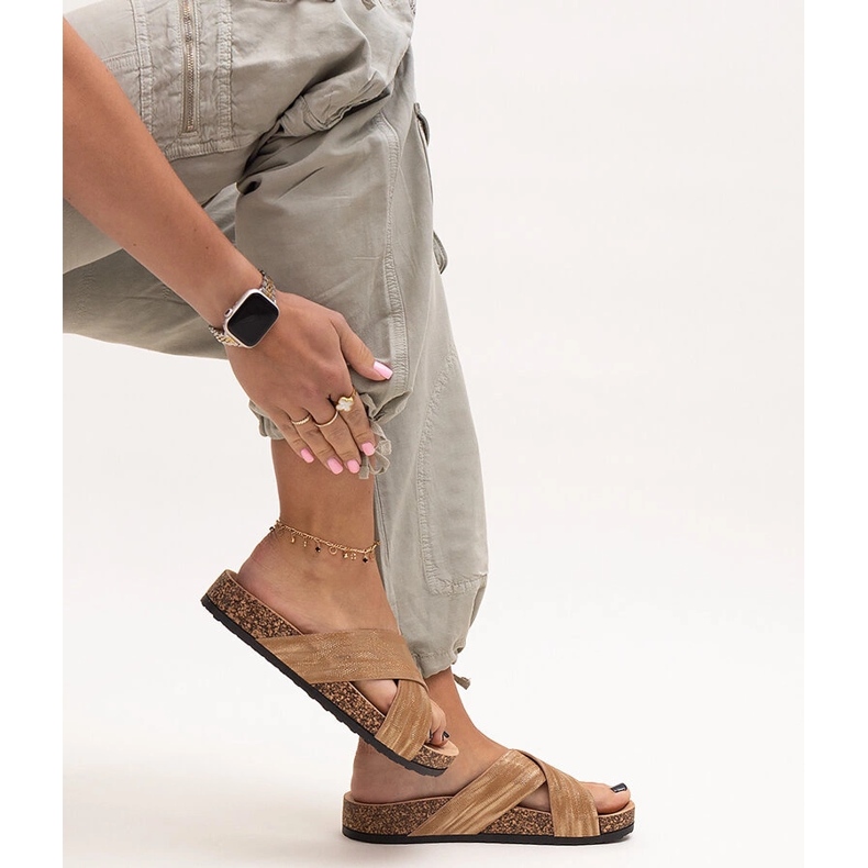 Chinelos com sola de cortiça Ribera brilhante castanho 1