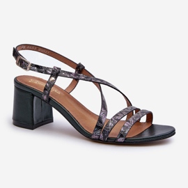 Sandálias de couro com salto baixo Maciejka 06653-09 Verde escuro 1