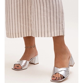 Chinelos de salto alto Fanan prateados prata 1