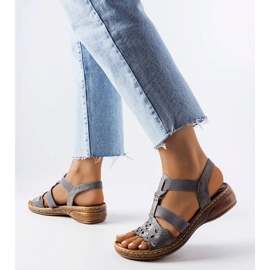 Evento Sandálias esportivas cinza com strass da Rossignol 1