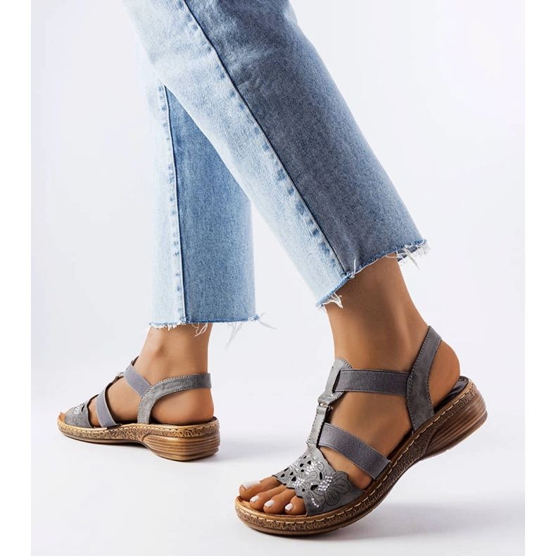 Evento Sandálias esportivas cinza com strass da Rossignol 1