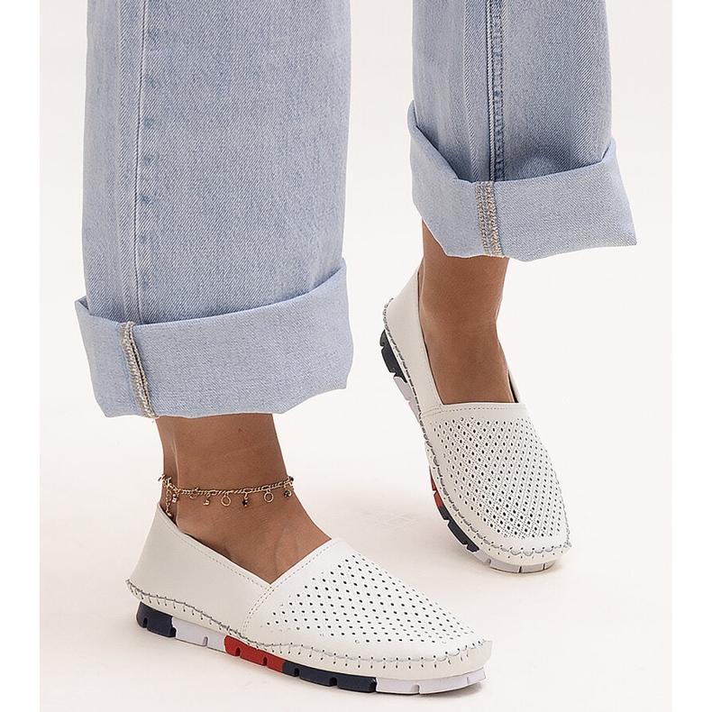 Evento Sapatos brancos de couro perfurado por Wendel 1