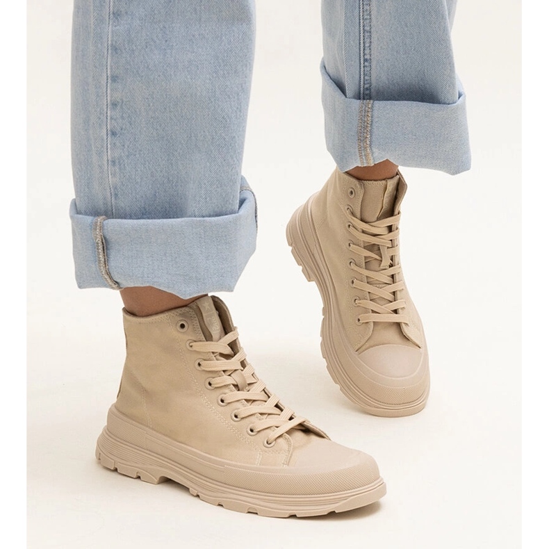 News Rosalinda tênis alto bege maciço 1