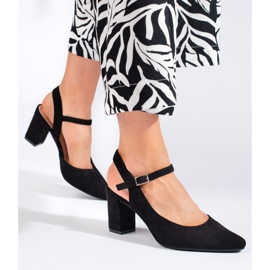 Sapatos pretos femininos elegantes de Sergio Leone 1