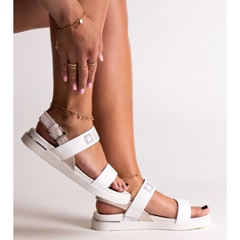 Sandálias esportivas brancas Big Star LL274939 branco 1