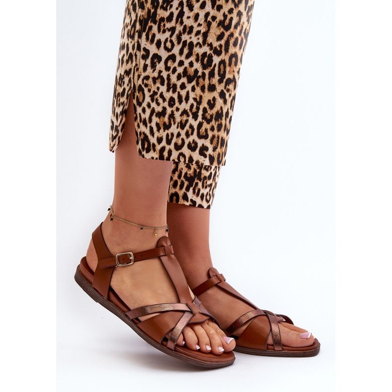 Sandálias rasteiras femininas confeccionadas em couro ecológico Sergio Leone SK071H marrom castanho 2