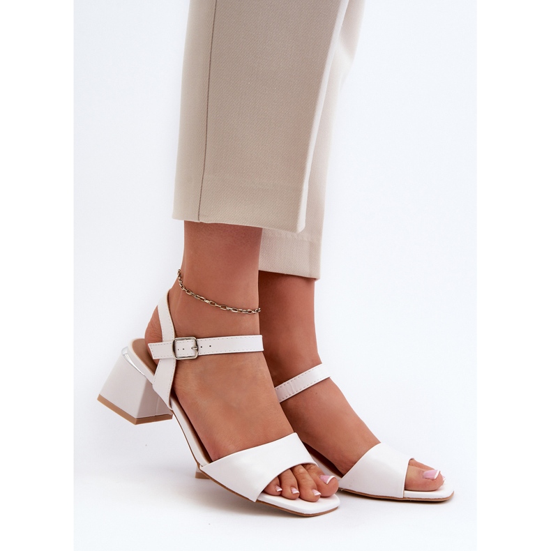 Sandálias femininas em bloco confeccionadas em couro ecológico, Leisha branca branco 2
