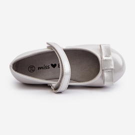 Sapatilhas infantis brilhantes com laço de velcro Fiorelle prateado prata 2 Sapatilhas infantis brilhantes com laço de velcro Fiorelle prateado prata 2