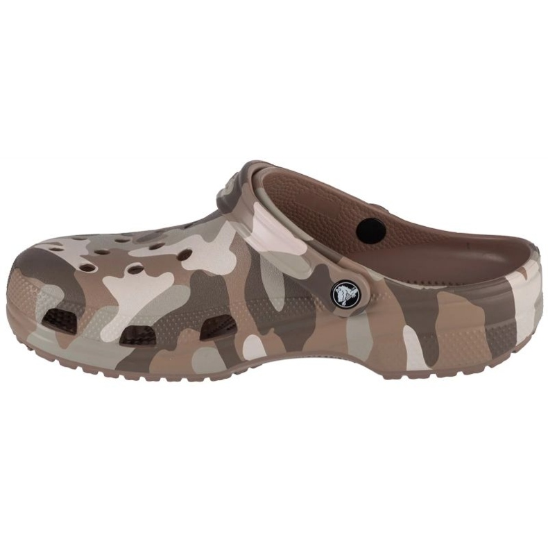 Chinelos Crocs Classic Impresso Camo Clog M 206454-2ZJ castanho 1 Chinelos Crocs Classic Impresso Camo Clog M 206454-2ZJ castanho 1