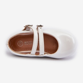 Sapatilhas infantis de couro envernizado com listras, brancas Margenis branco 2 Sapatilhas infantis de couro envernizado com listras, brancas Margenis branco 2