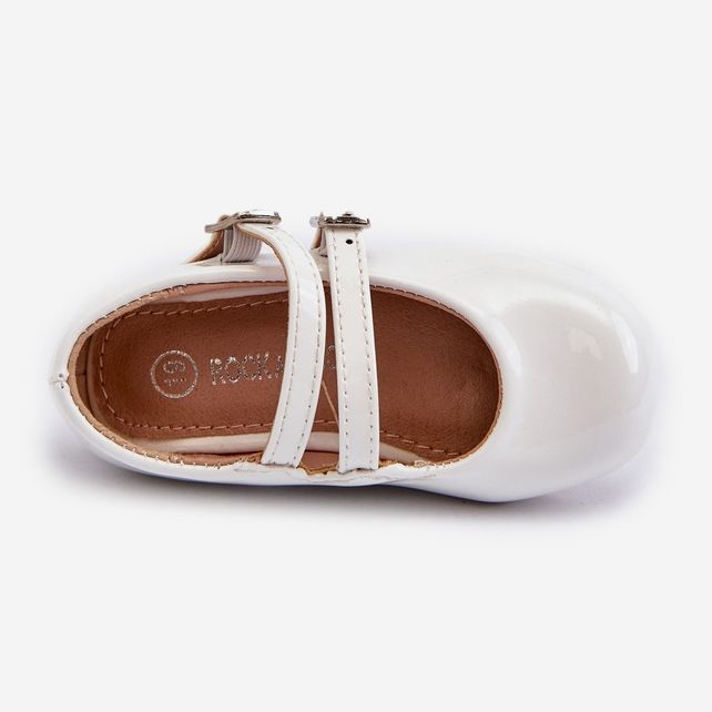 Sapatilhas infantis de couro envernizado com listras, brancas Margenis branco 2 Sapatilhas infantis de couro envernizado com listras, brancas Margenis branco 2