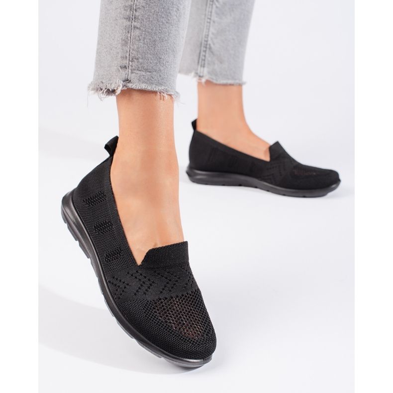 Slip-on preto em tecido feminino 1