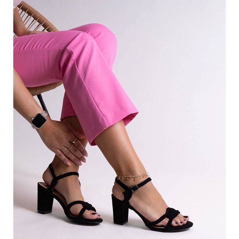 Sandálias pretas de salto alto da Shama preto 1