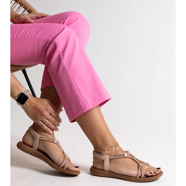 Sandálias bege decoradas com zircões Leilana 1