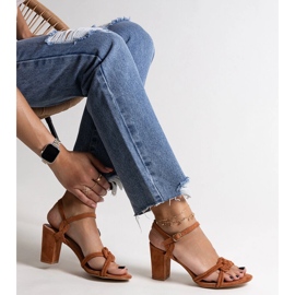 Sandálias de salto alto castanhas Shama castanho 1