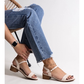 Sandálias bege de salto baixo Basina 1