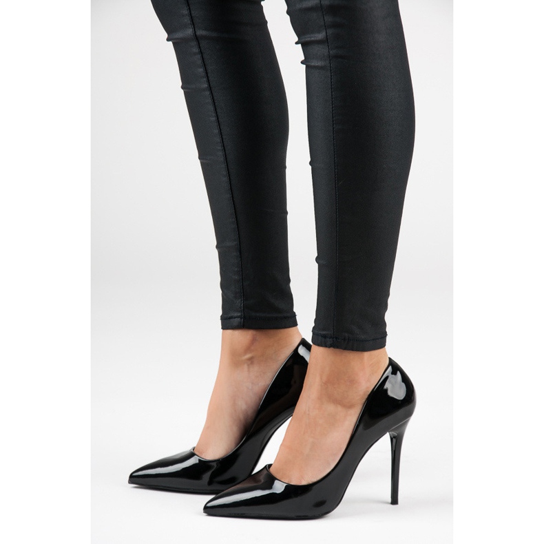 Seastar saltos laqueados pretos 1