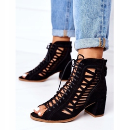 Botas de camurça perfuradas Maciejka 04040-01 pretas preto 3