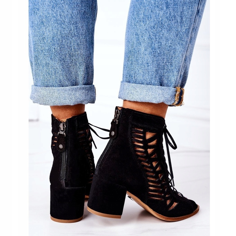 Botas de camurça perfuradas Maciejka 04040-01 pretas preto 2