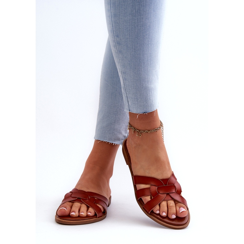 Evento Chinelos planos femininos feitos de couro ecológico, marrom castanho 3